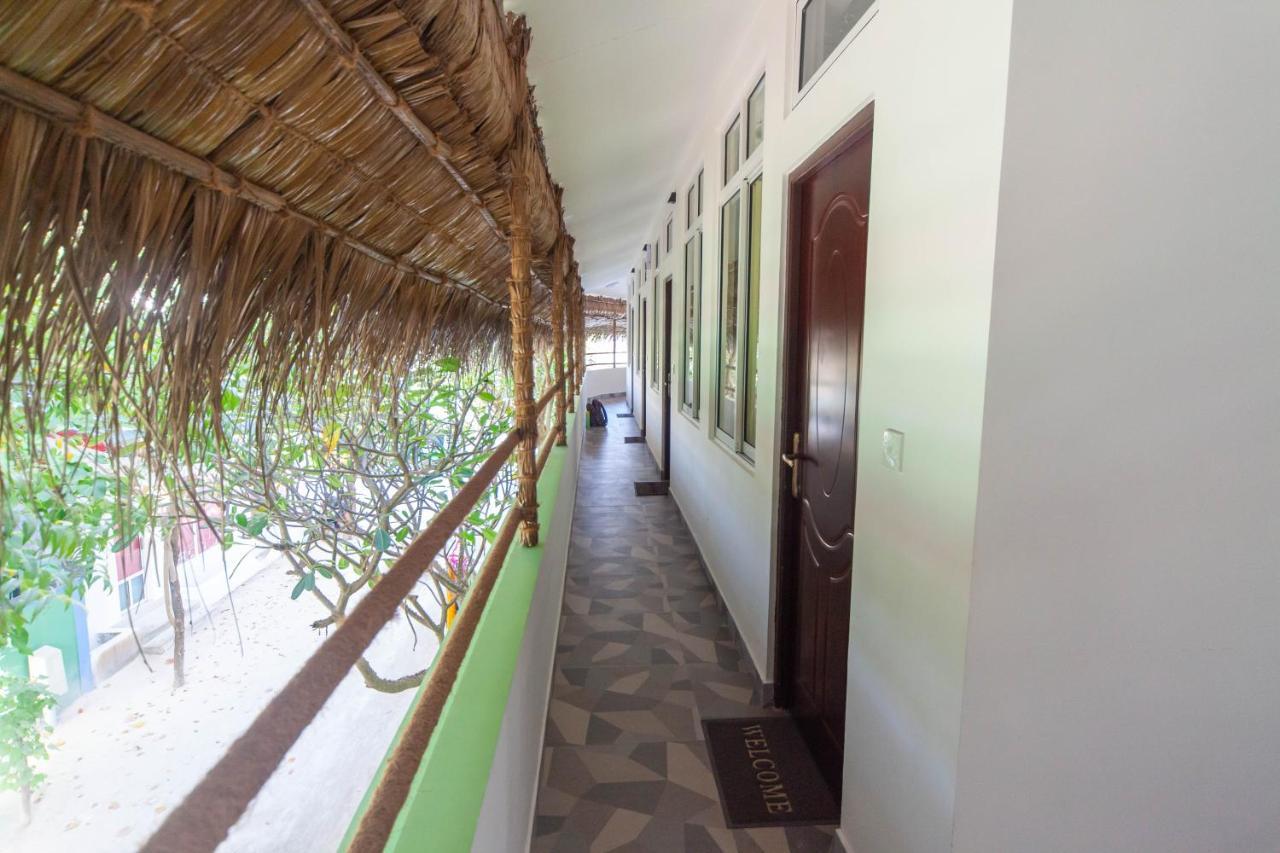 Dhangethi Inn Экстерьер фото